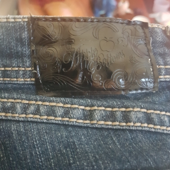 Apple Bottoms Midrise Straight Leg Blue Jeans - Picture 13 of 15